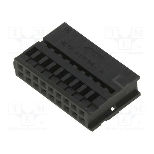 TE CONNECTIVITY Connector: automotive; socket; female
