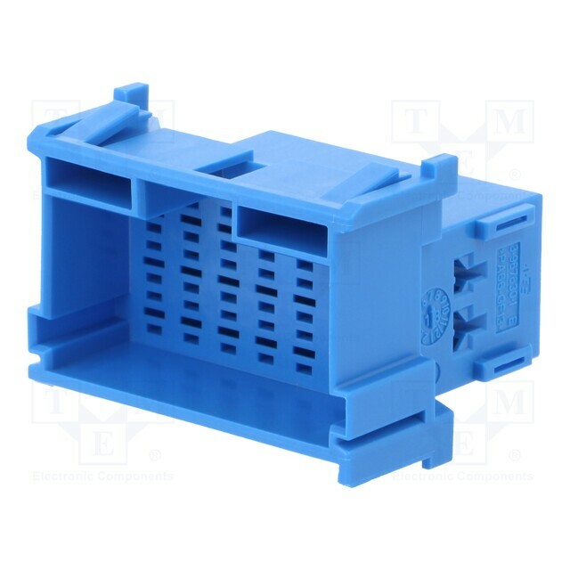 TE CONNECTIVITY Connector: automotive; plug; male