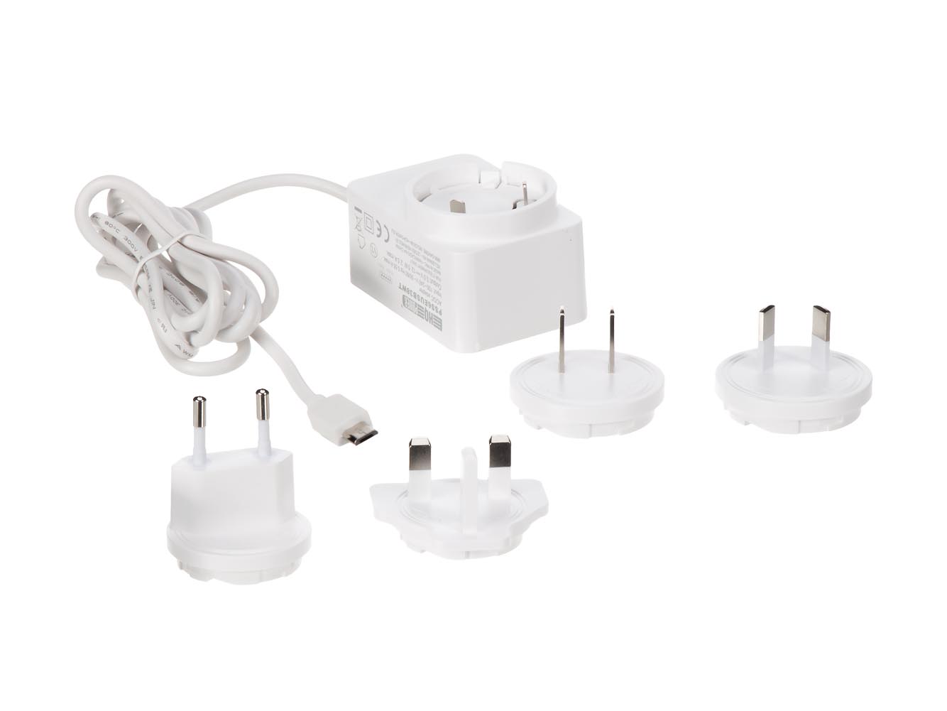 UNIVERSAL CHARGER WITH MICRO-USB CONNECTOR -
