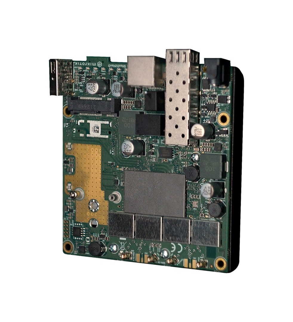 MikroTik RouterBOARD, divjoslu WiFi6, 4x MMCX