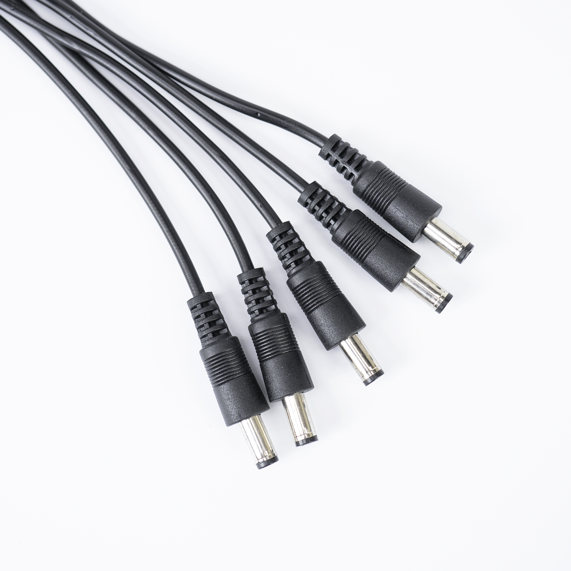 PNI 1x5 splitter for DVR power