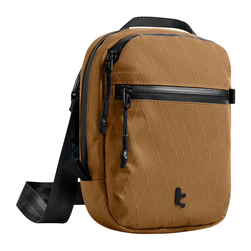 Tomtoc Aviator-T37 travel bag with shoulder