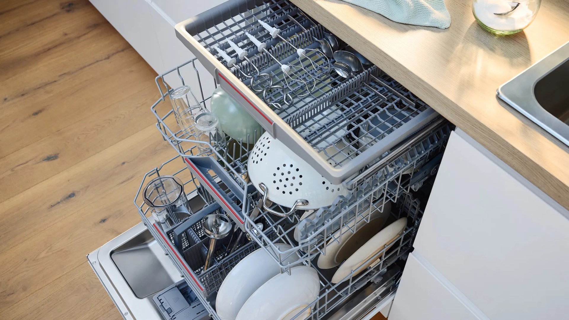 BOSCH Mikser ręczny 750W ErgoMixx MFQ37470