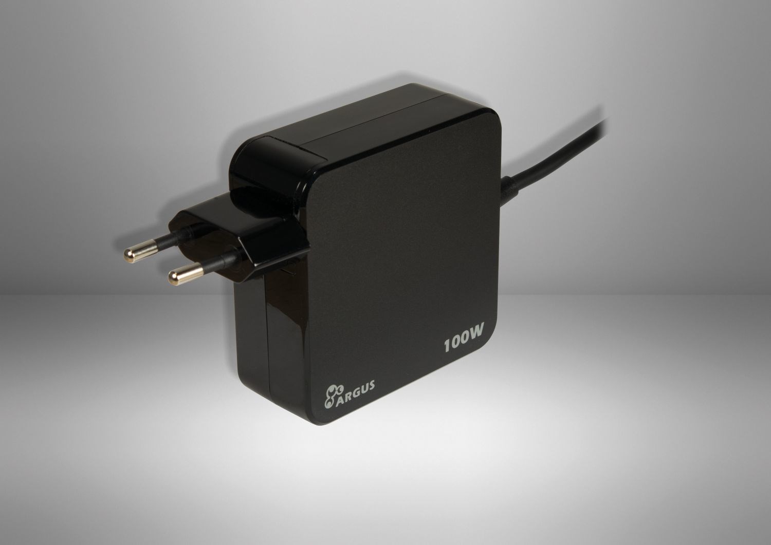 INTER-TECH ELEKTRONIK HANDELS Inter-Tech strāvas adapteris