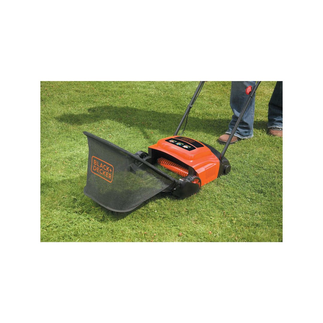 BLACK+DECKER Black & Decker GD300-QS lawn