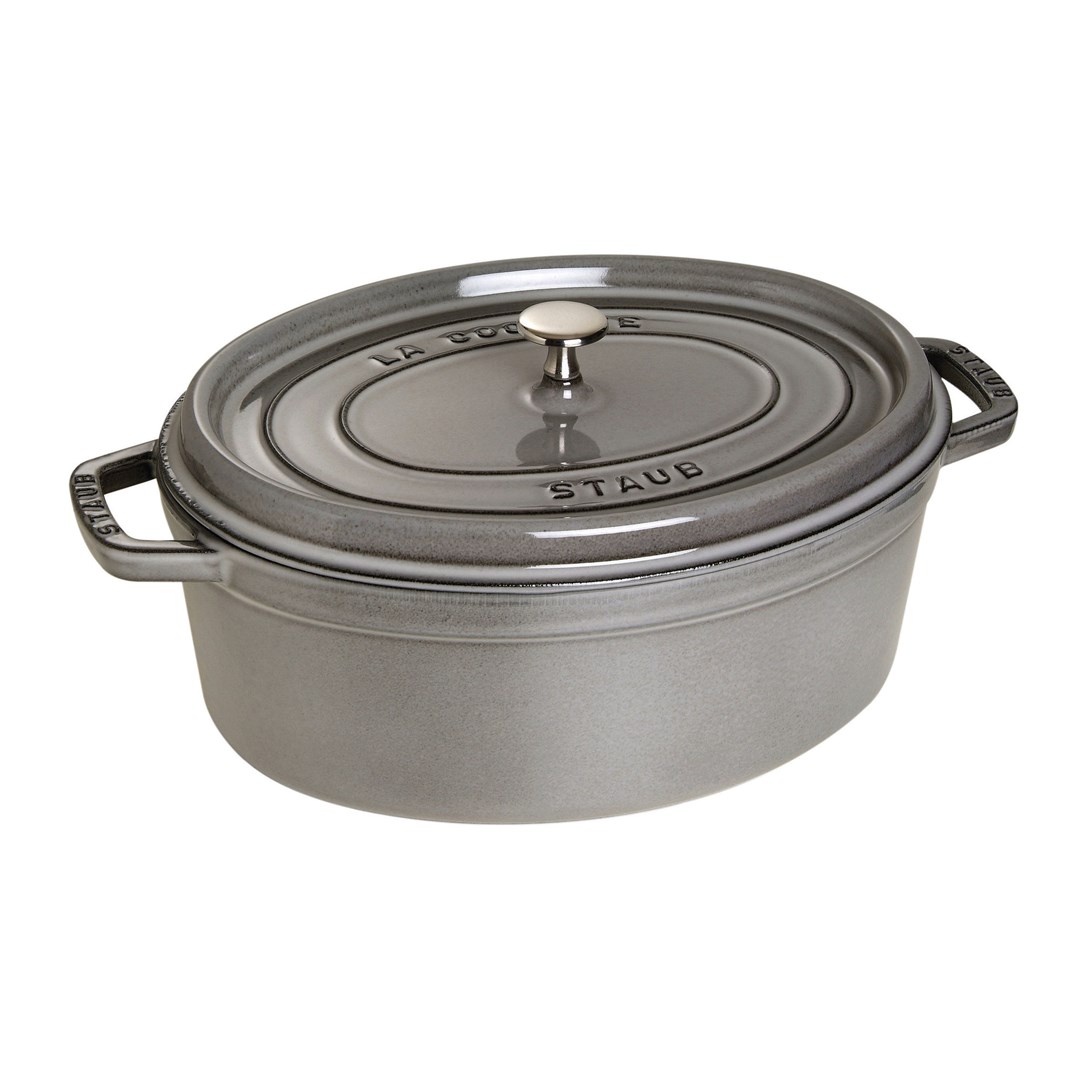 Staub oval cast iron pot -