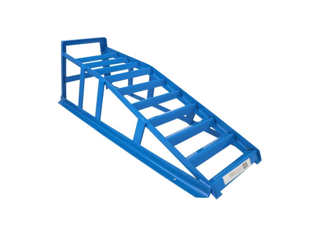 Auto remonta uzbrauktuve 2500kg rampa CARPOINT
