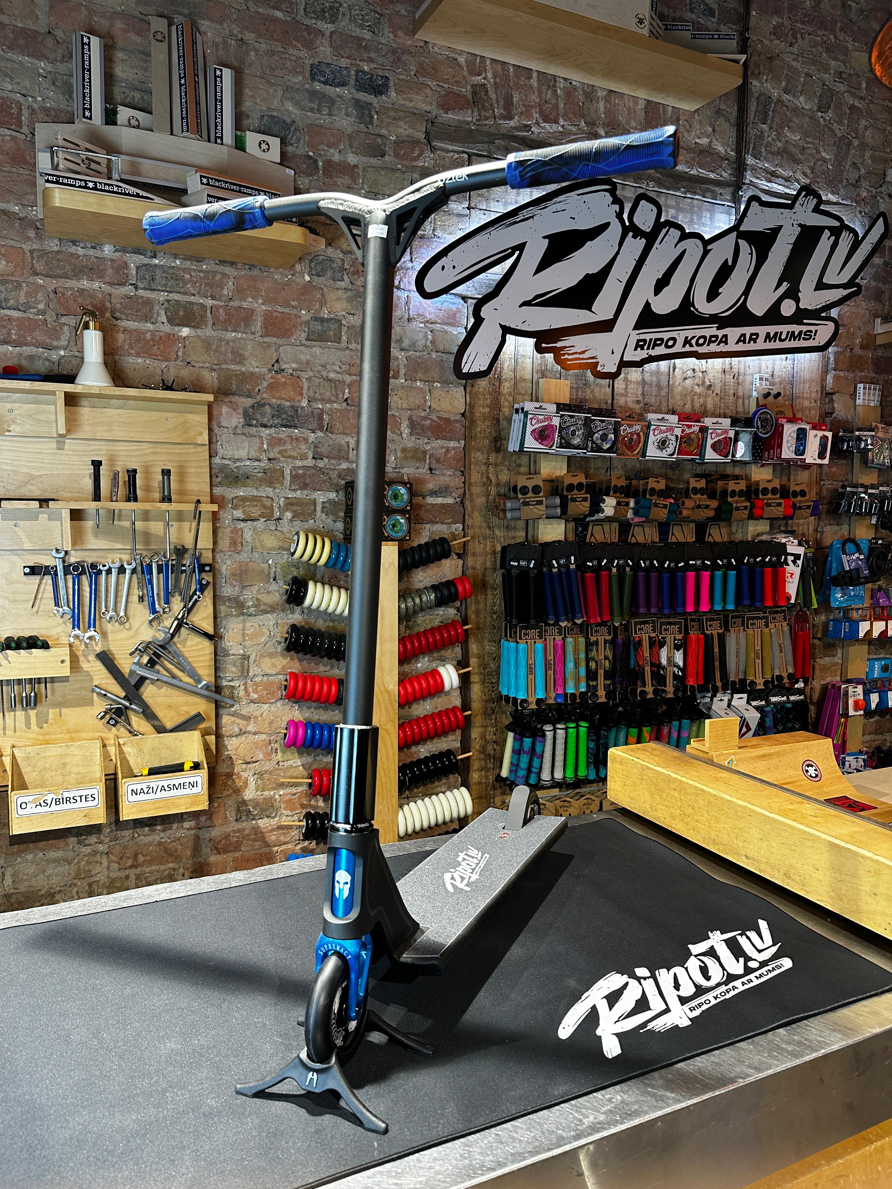Aztek Custom Pro triku skrejritenis |