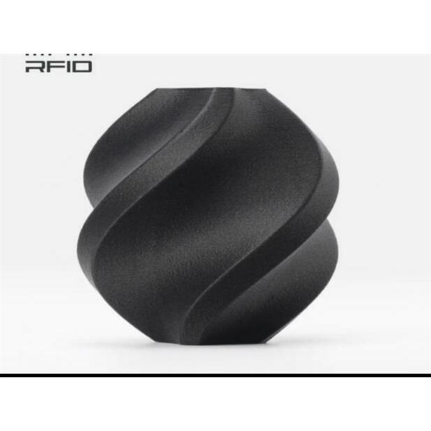 BambuLab PETG-CF Black (31100) materiāla spole