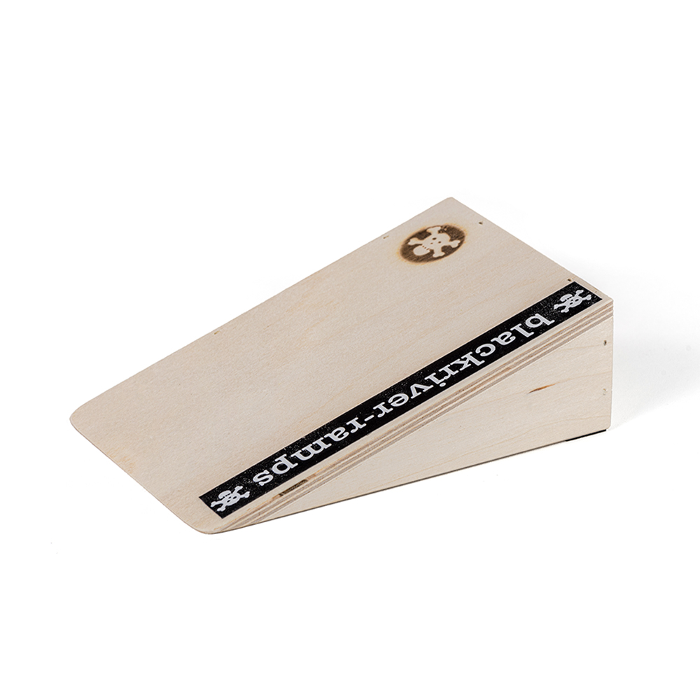 Blackriver Street-Kicker | fingerboards_obstacles_1638535819_1638539068_16385 39177_1638539256 |