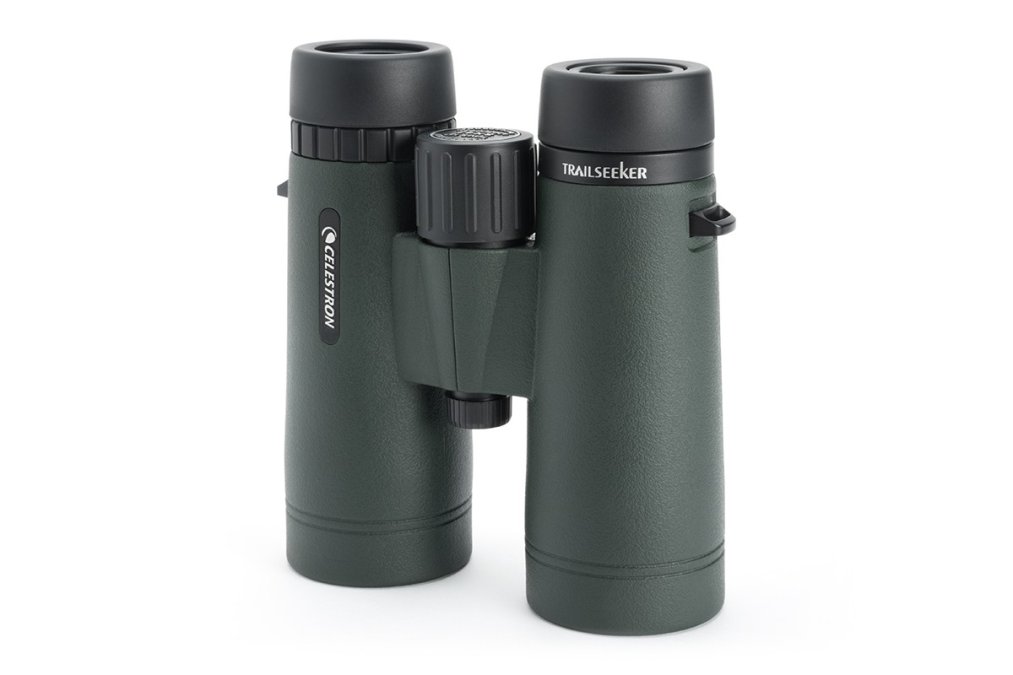 Celestron TrailSeeker 8x42 roof binoklis |