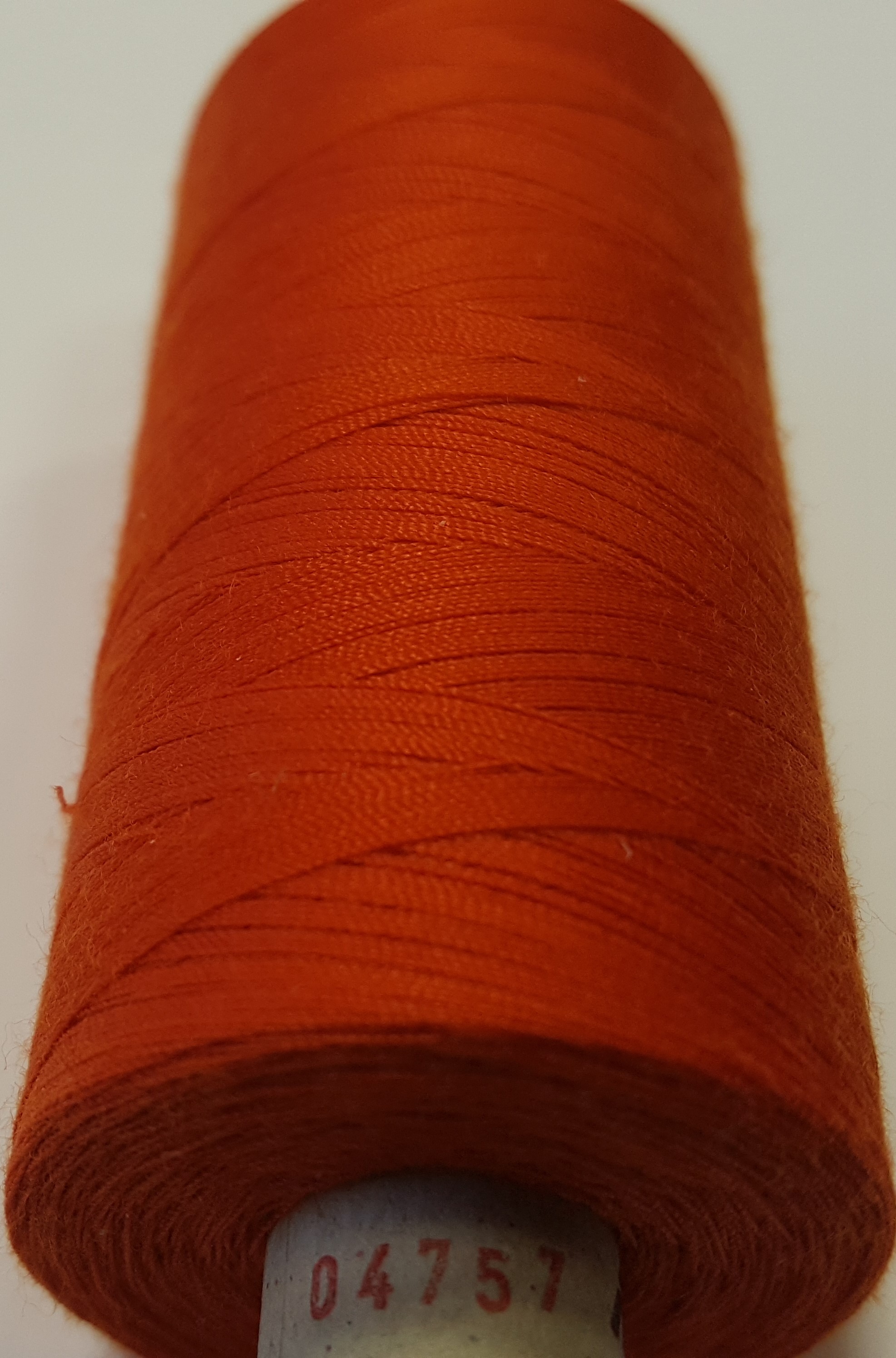 Diegs šūšanai  Alterfil, tumši oranžš, 04757