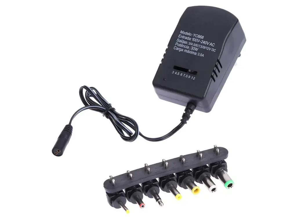 Fusion Accessories Fusion universālais lādētājs 3V
