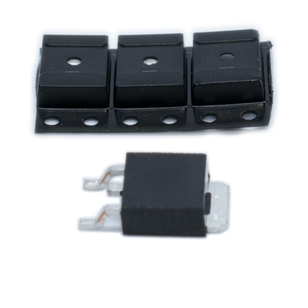 ONSEMI IC: voltage regulator; linear,fixed