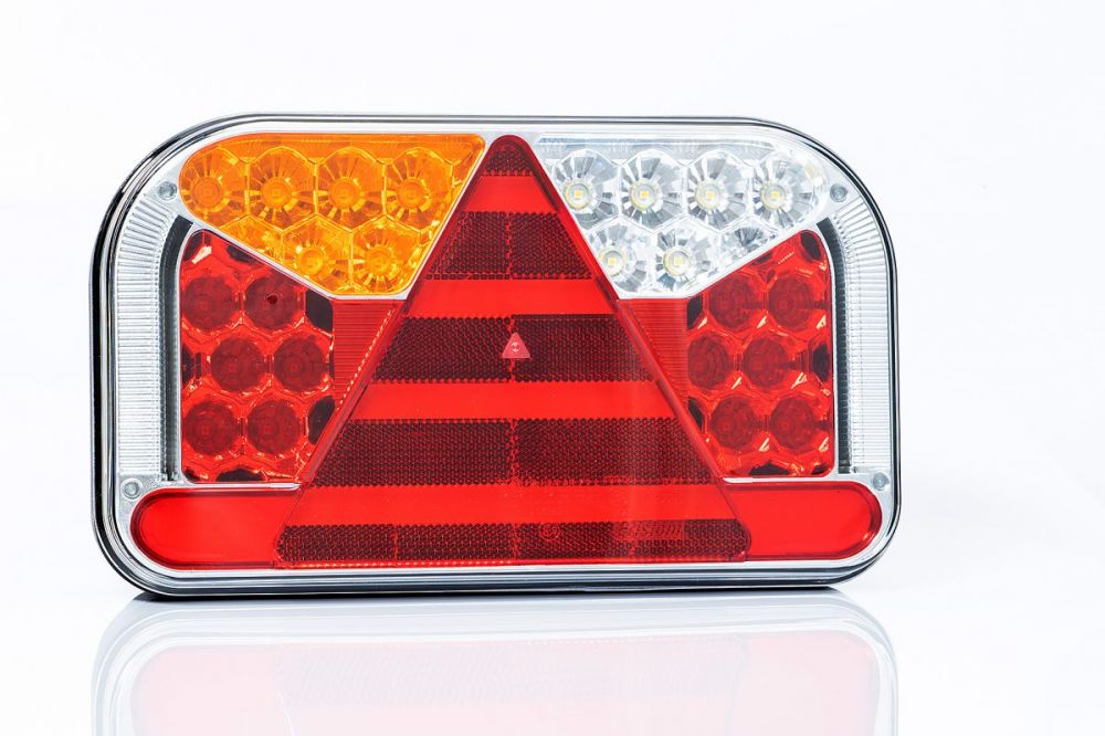 LED Piekabes lukturis - kreisā puse