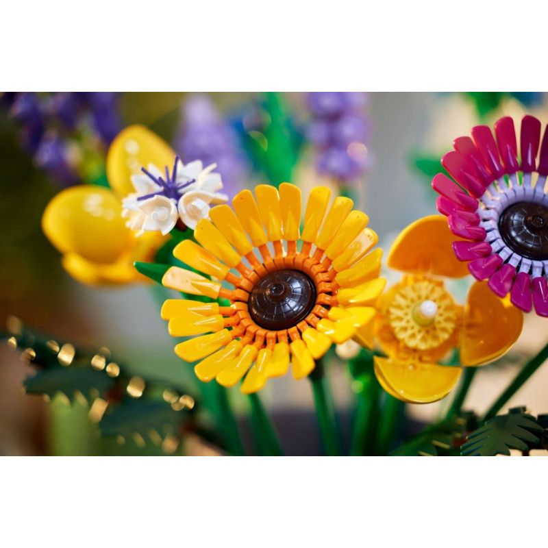 LEGO Bricks Icons 10313 Wildflower Bouquet