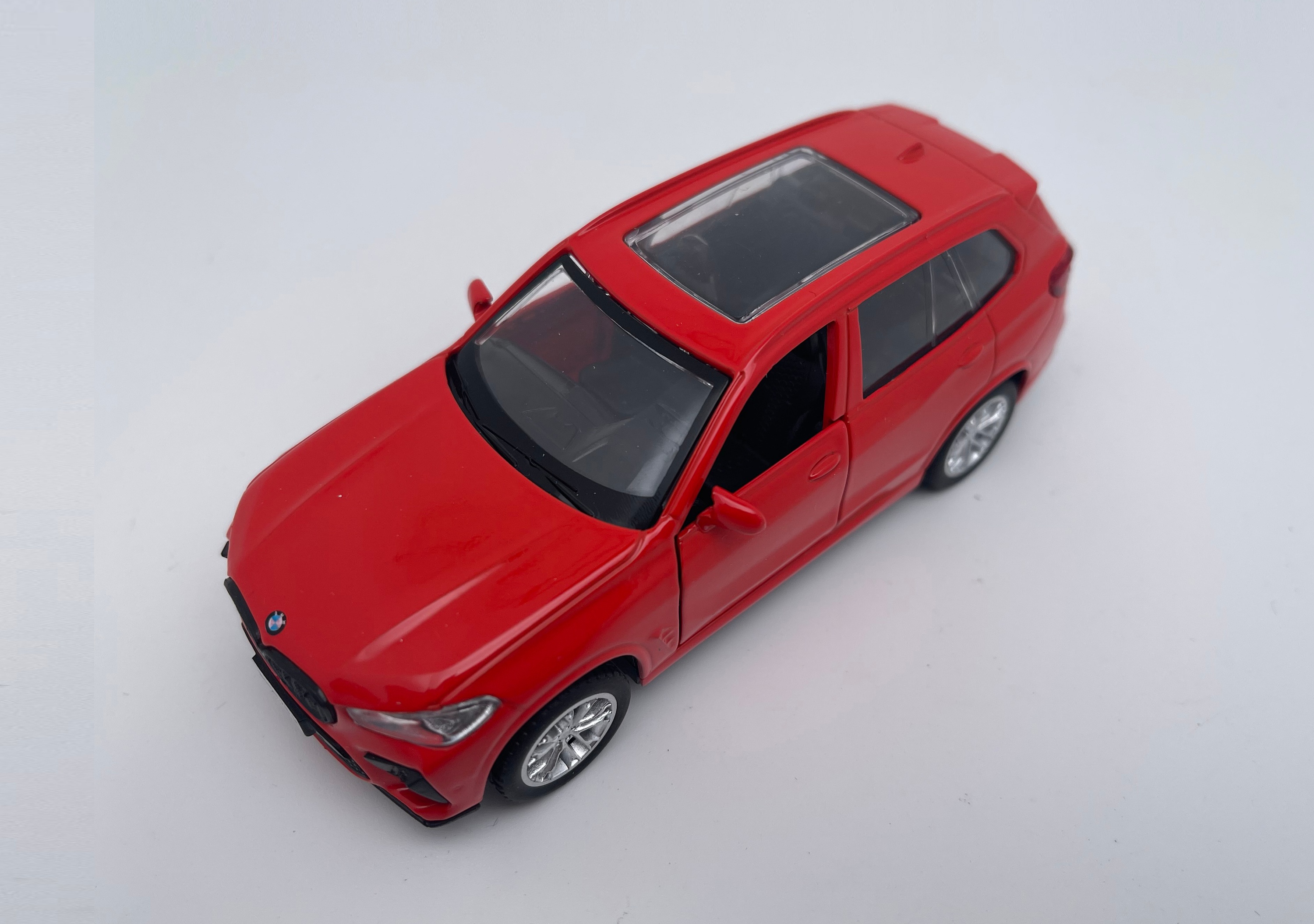 MSZ Miniatūrais modelis BMW X5M, mērogs