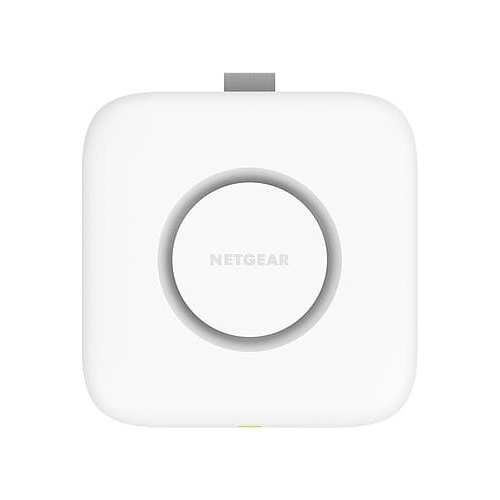 Netgear WBE710 Balts Power over Ethernet