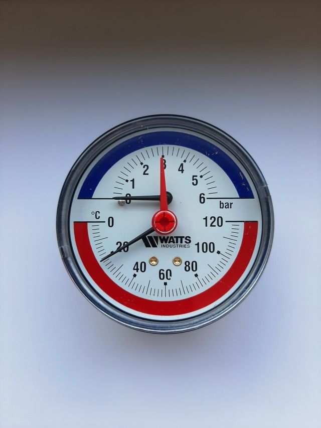 Termomanometrs TIM-80; 0-6bar/120*C; T1/2``; D80mm |