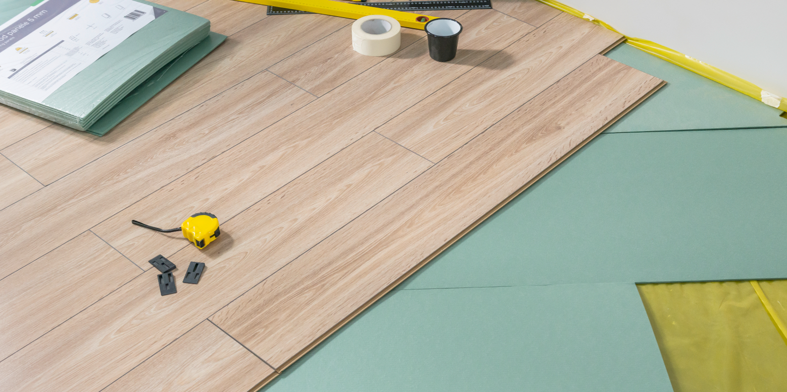 VOX Universals apakšklajs laminatam 3mm 0