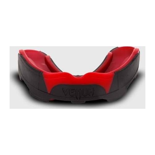 Venum Predator Zobu aizsargs, melns/sarkans (VENUM-0621-100)